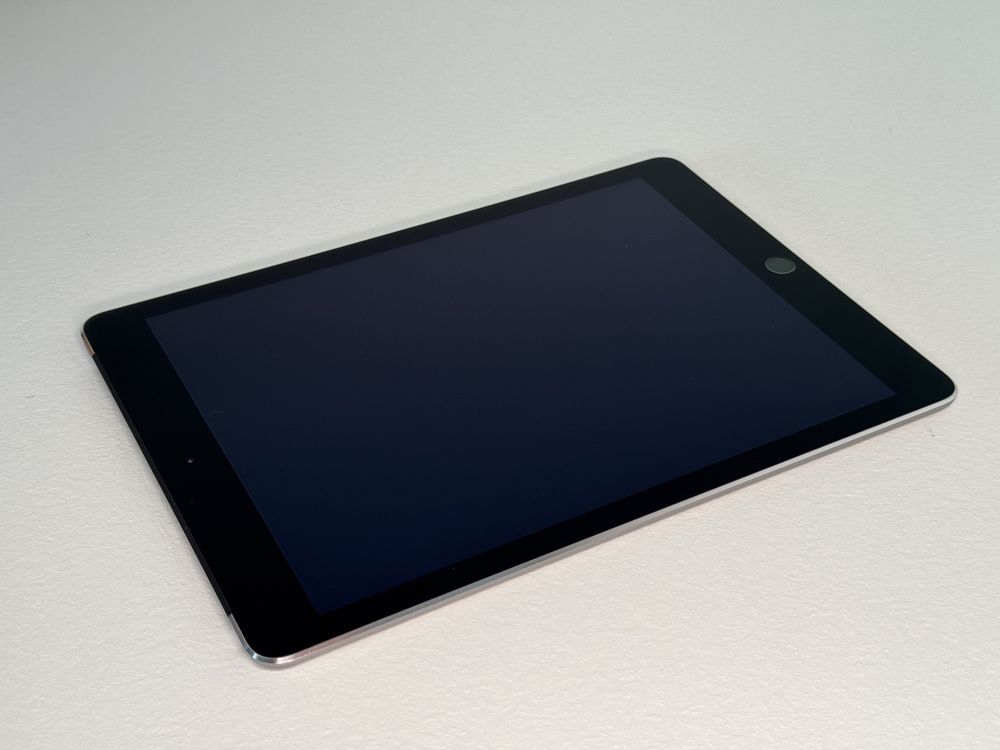 iPad Air 2 (A1567) 32GB - Cellular (LTE) - faktura VAT 23%