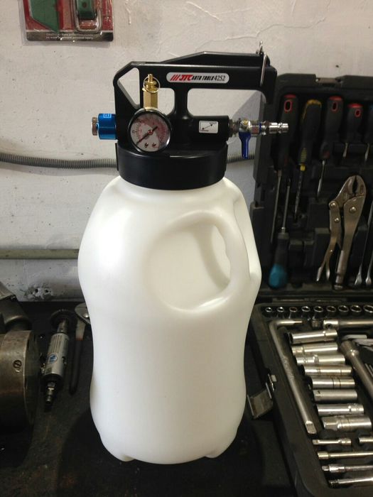 Замена масла в АКПП,вариаторе Nissan-Infiniti,Mitsubishi.