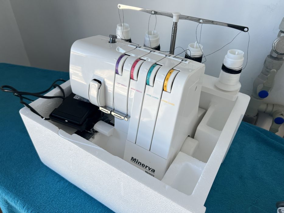 Чудовий оверлок Minerva M840DS