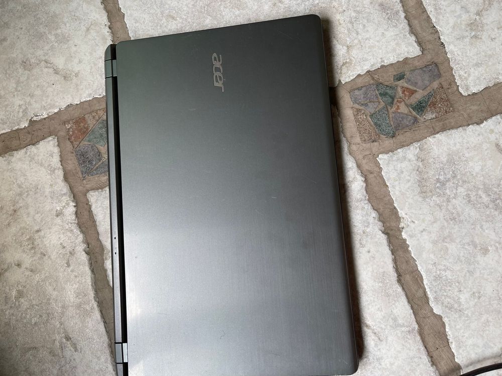 Portatil Acer Aspire V5