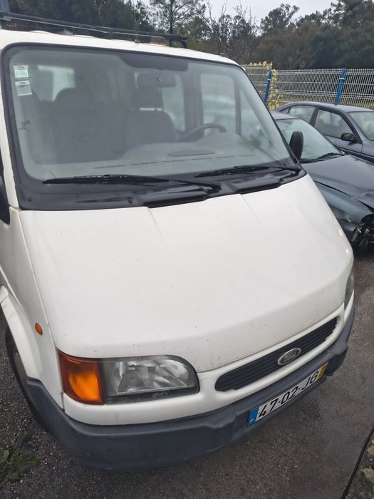 Ford Transit top line motor danificado