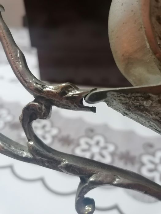 Ânfora antiga trabalhada
