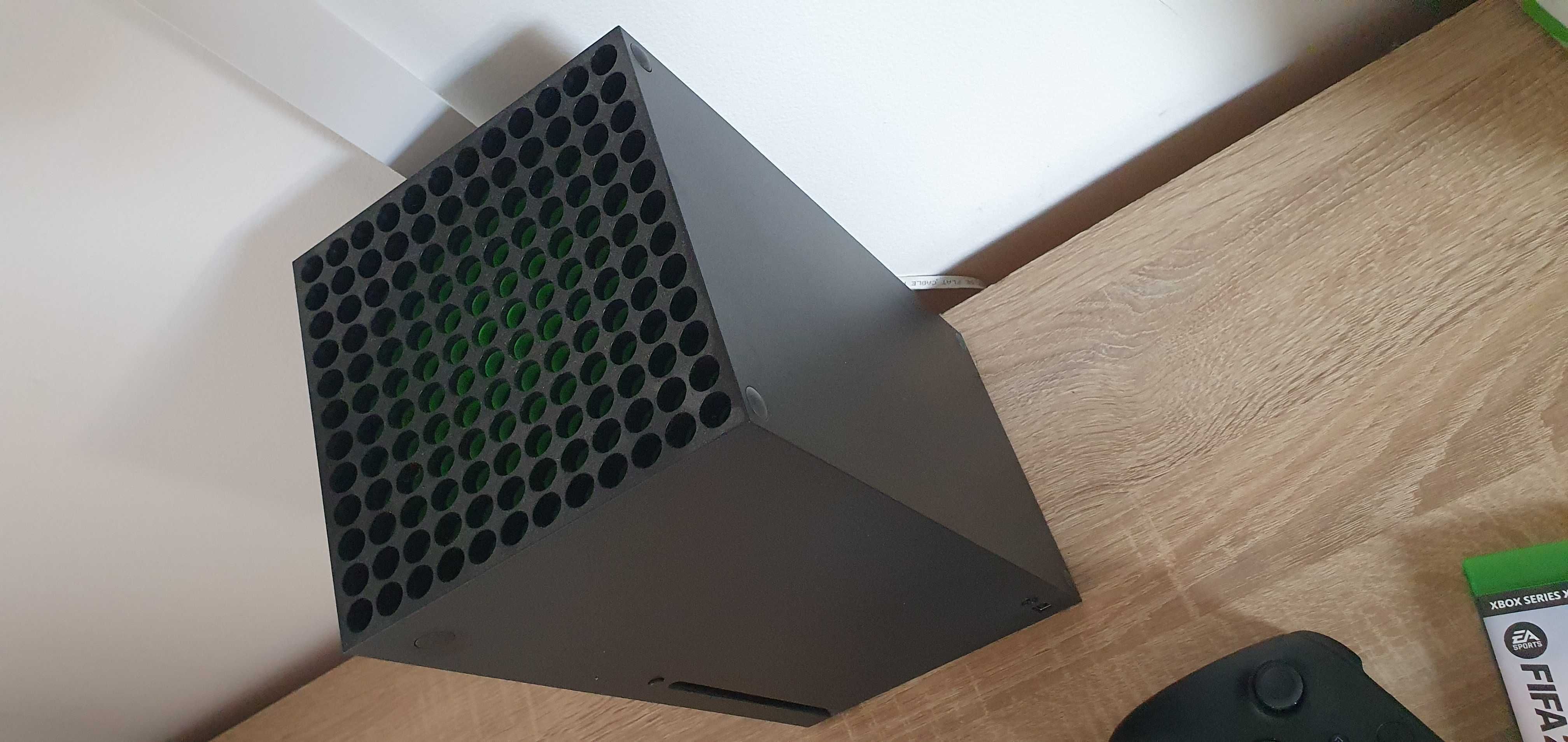 Konsola Xbox Series X 1TB z napędem + Dodatkowy Pad + FIFA22 Gwarancja