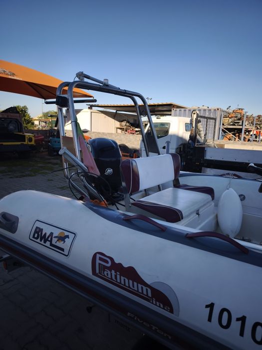 BWA 510 AMERICA, Semi-rigido Top.