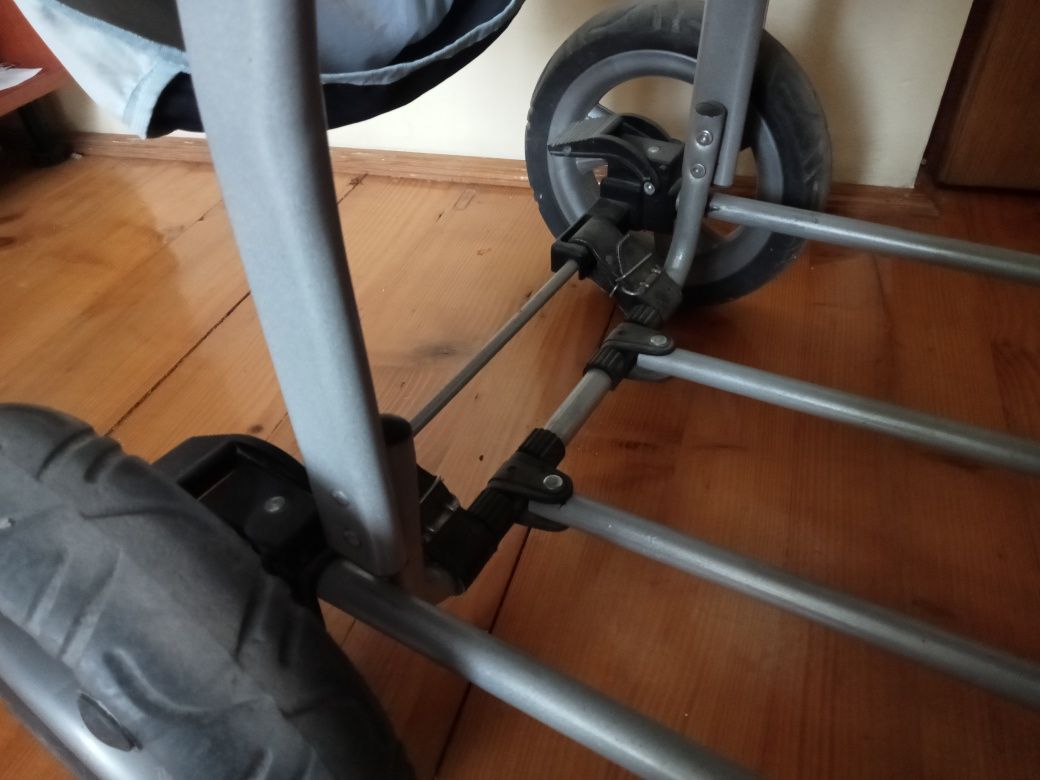 Wózek dziecięcy spacerowy z gondolą