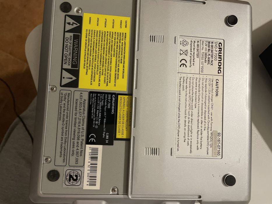 Leitor DVD/CD Portátil Grundig