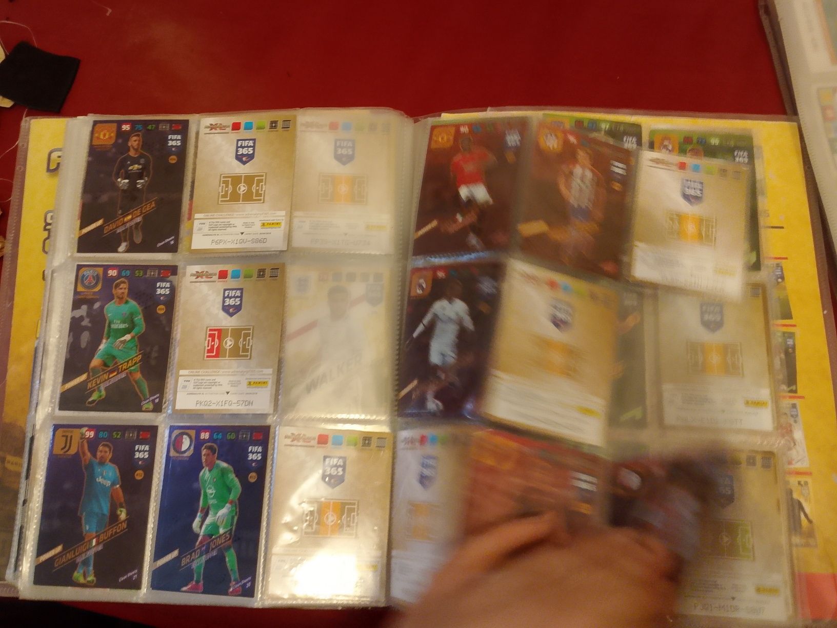 Kolekcjonerski Album Kart Piłkarskich FIFA 365 edycja 2018