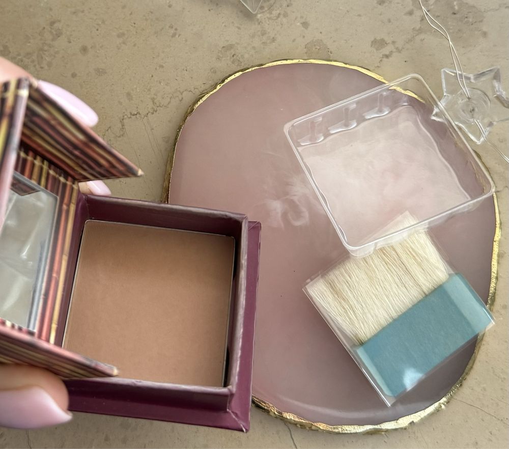 Bronzer Hoola Benefit mini starsza wersja lusterko pędzelek sephora