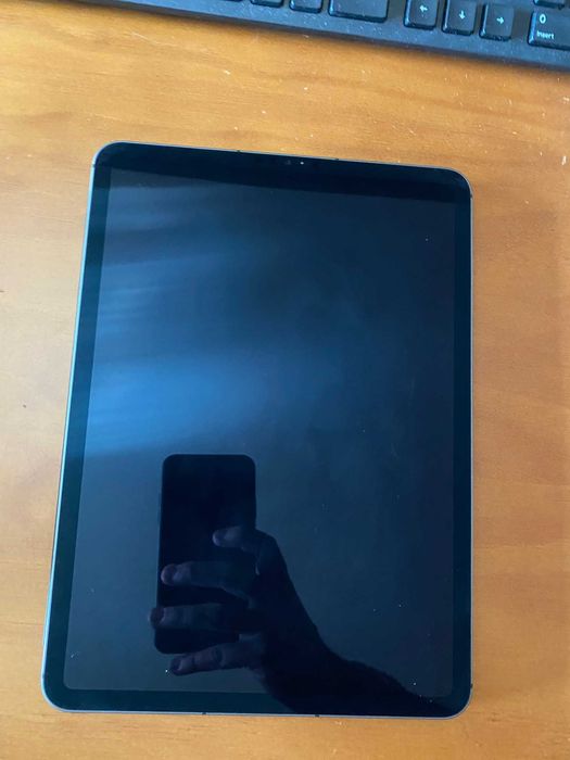 iPad Pro 11 Wi-Fi e 5G 128GB - 5ª Geração - Apple M1 - Como Novo
