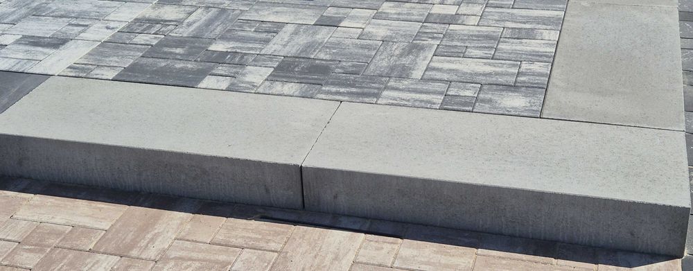 Stopień schodowy Jadar monoblock kolor szary