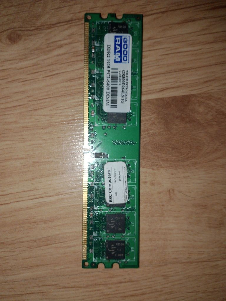Kostka ram 1 GB DDR2