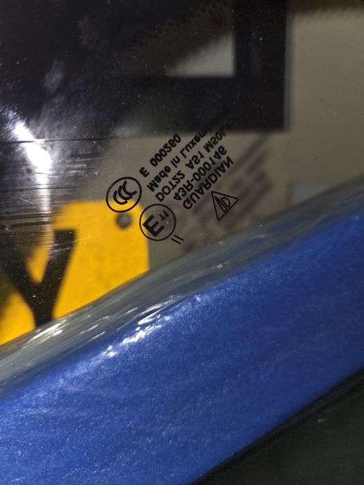 Szyba przód Panamera 970 11r sensor! Wlkp