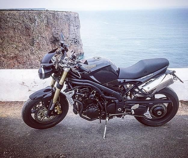 Triumph speed triple