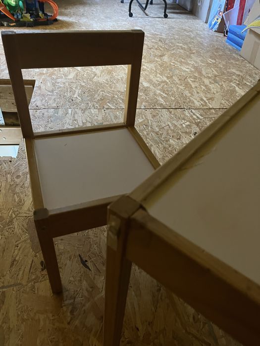 Stolik Ikea dla dziecka