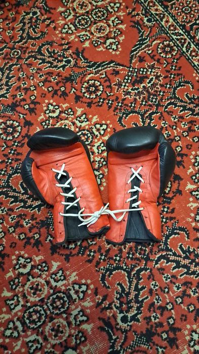 Боксёрские перчатки ROADSTAR фирмы БАЗИС-Л, 12 унций