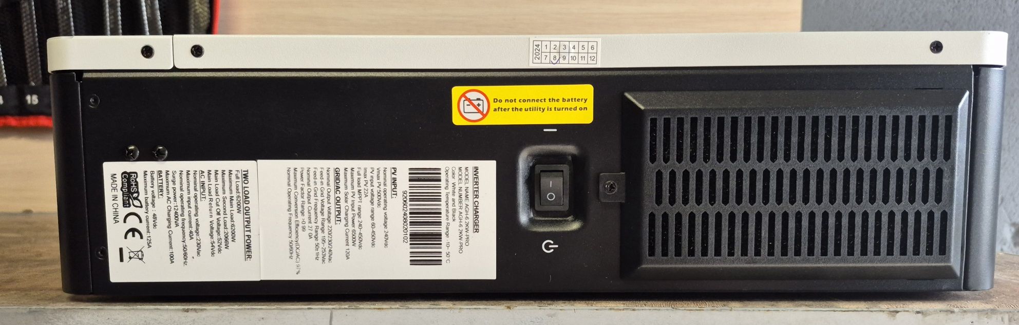 Інвертор hybrid inverter