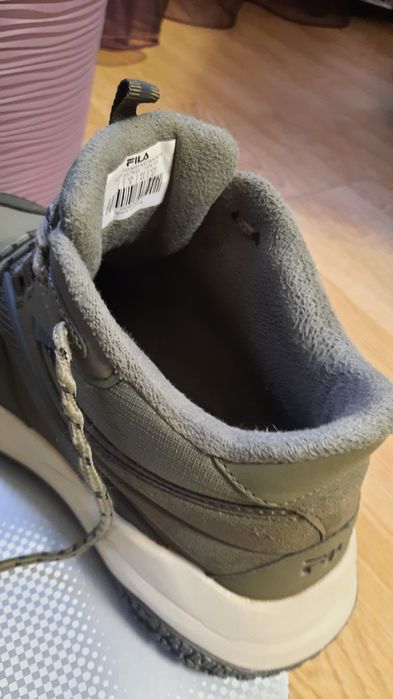 Чоловічі зимові кросівки 42 розмір