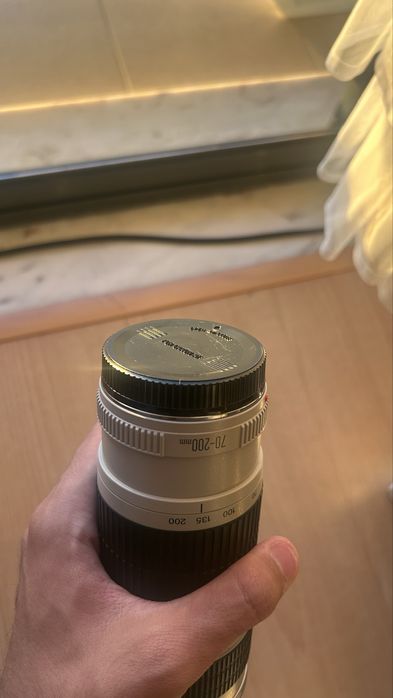 Canon EF 70-200mm f/4 L USM – Estado Excelente + Parasól ET-74