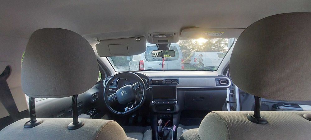 Wynajem auta Citroen C3