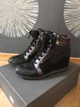 Sneakersy firmy Tosca Blu