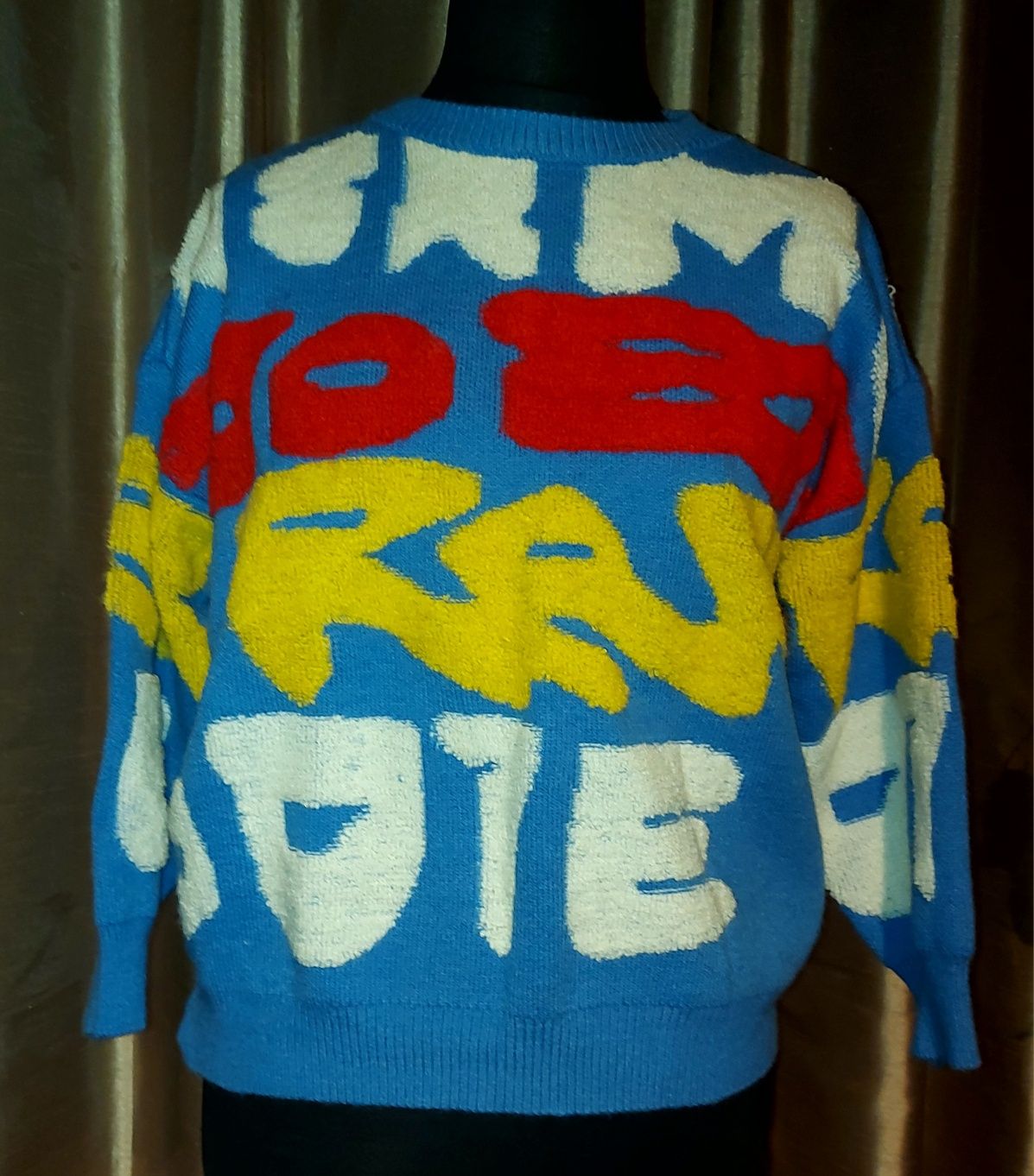 Sweter    damski