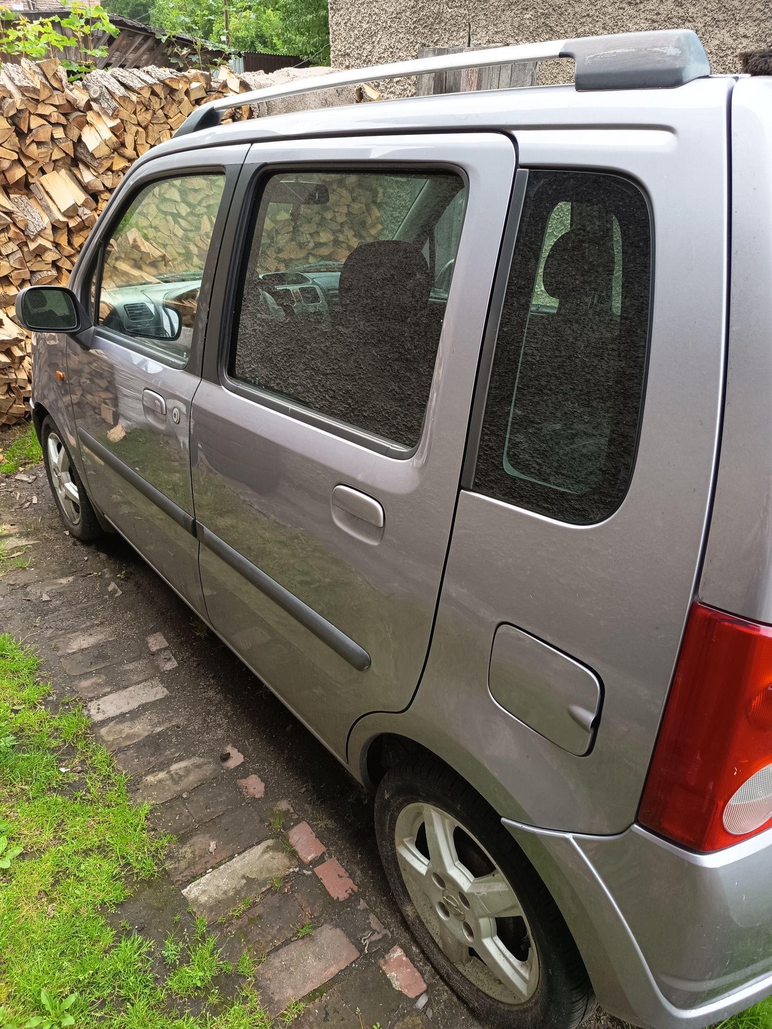 Auto osobowe Opel Agila