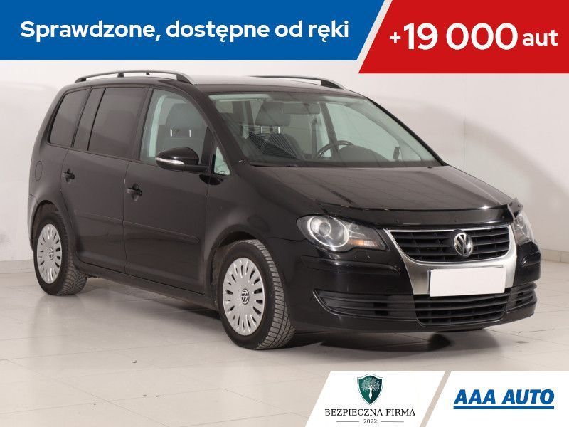 Volkswagen Touran 2.0 TDI, DSG, 7 miejsc, Navi, Klimatronic, Tempomat, Parktronic,