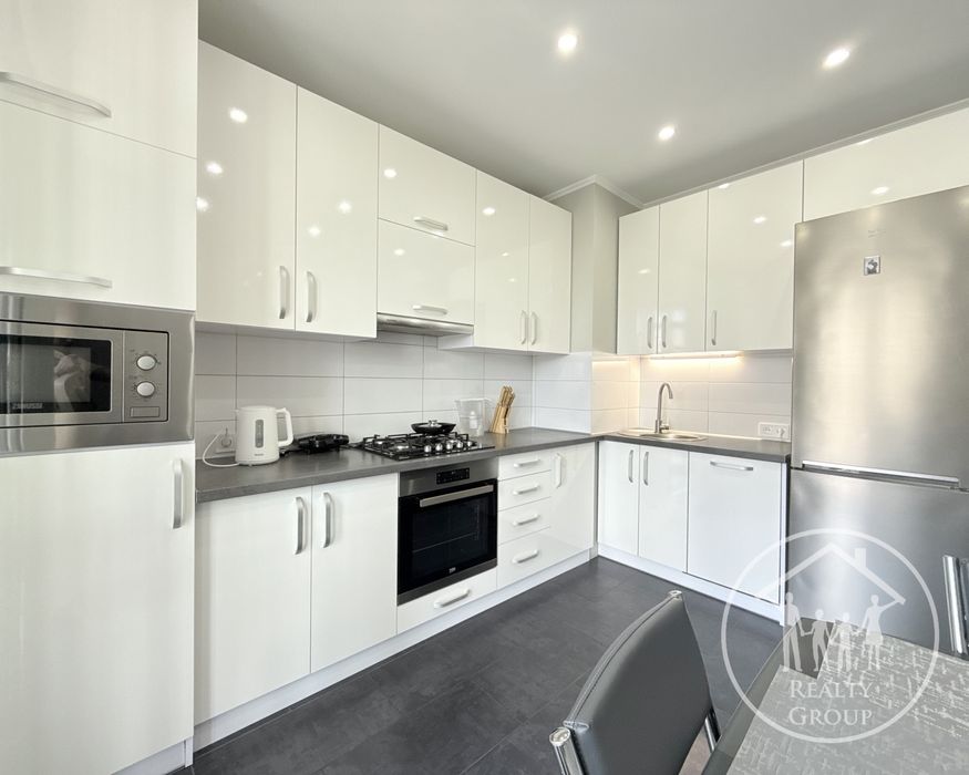 Продам готову 2к квартиру!НОВОБУДОВА!Залізничний р-н!Сяйво-Роксоляни!