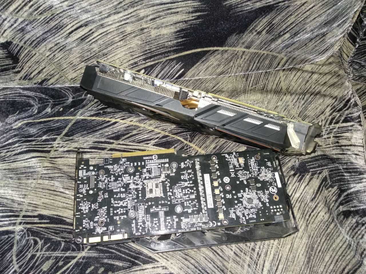 Відеокарта Gigabyte GTX 1070 (8GB/GDDR5/256bit) GV-N1070WF2OC-8GD Опис