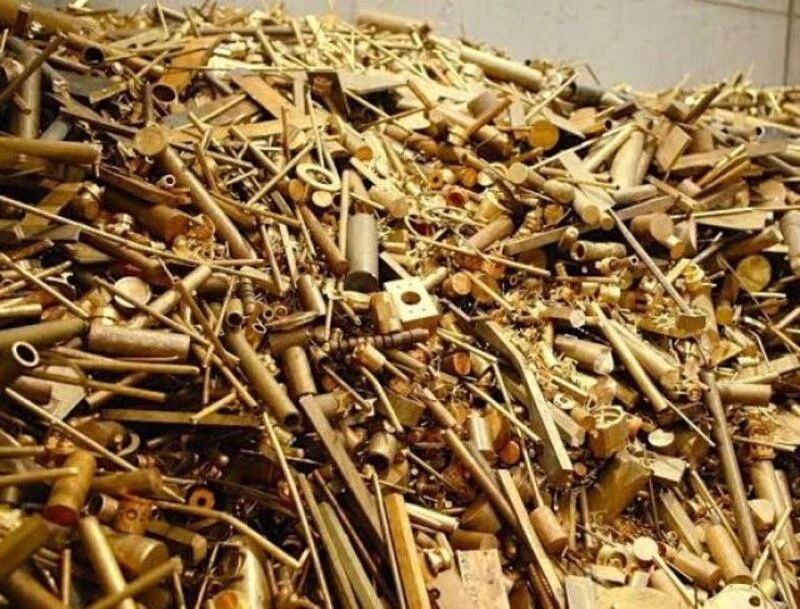 Recolho todo o tipo de sucata