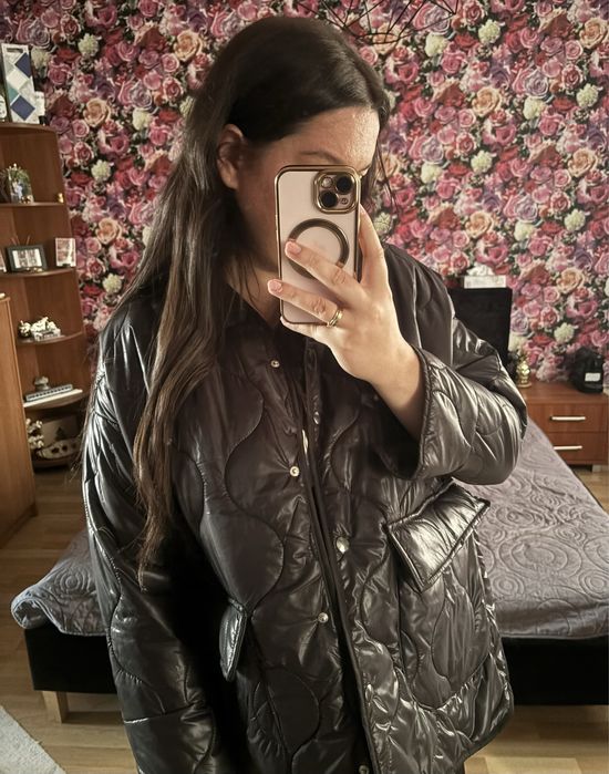 Cudowna pikowana kurtka czarna