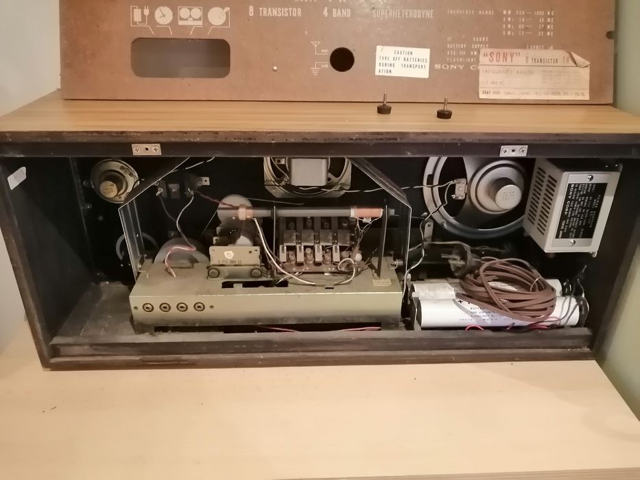 Rádio Sony TR-827 Transistor (Anos 60)
