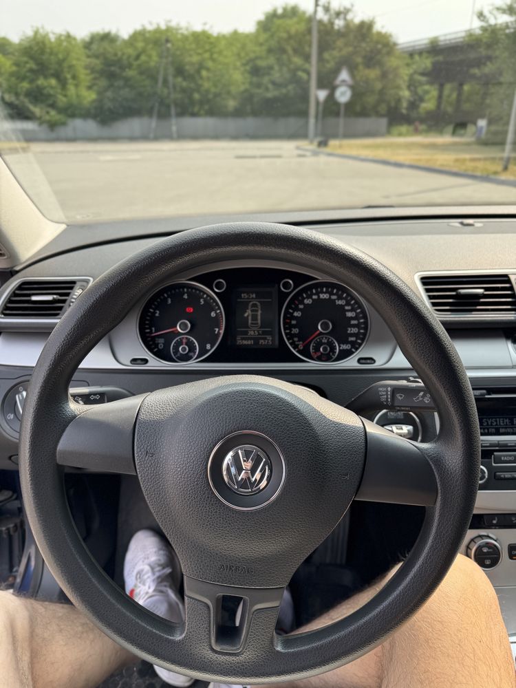 Volkswagen Passat B7 2012, 1.8