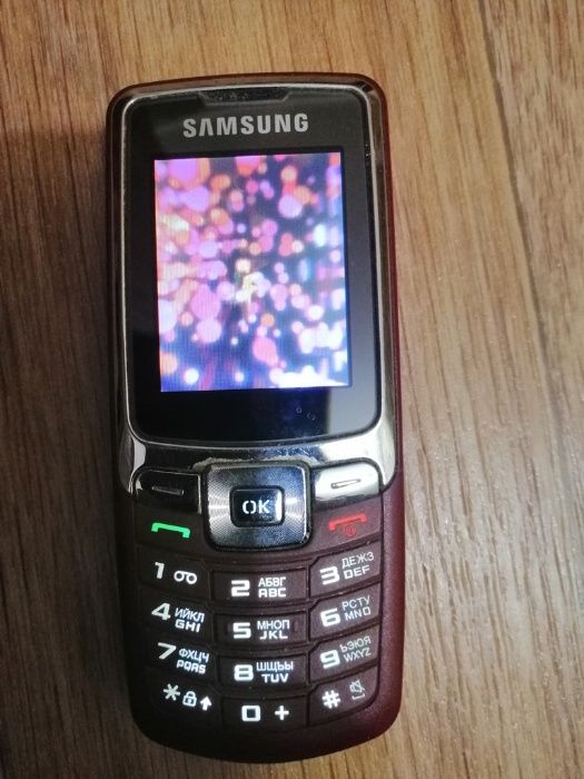 мобильный телефон Samsung SGH-B220