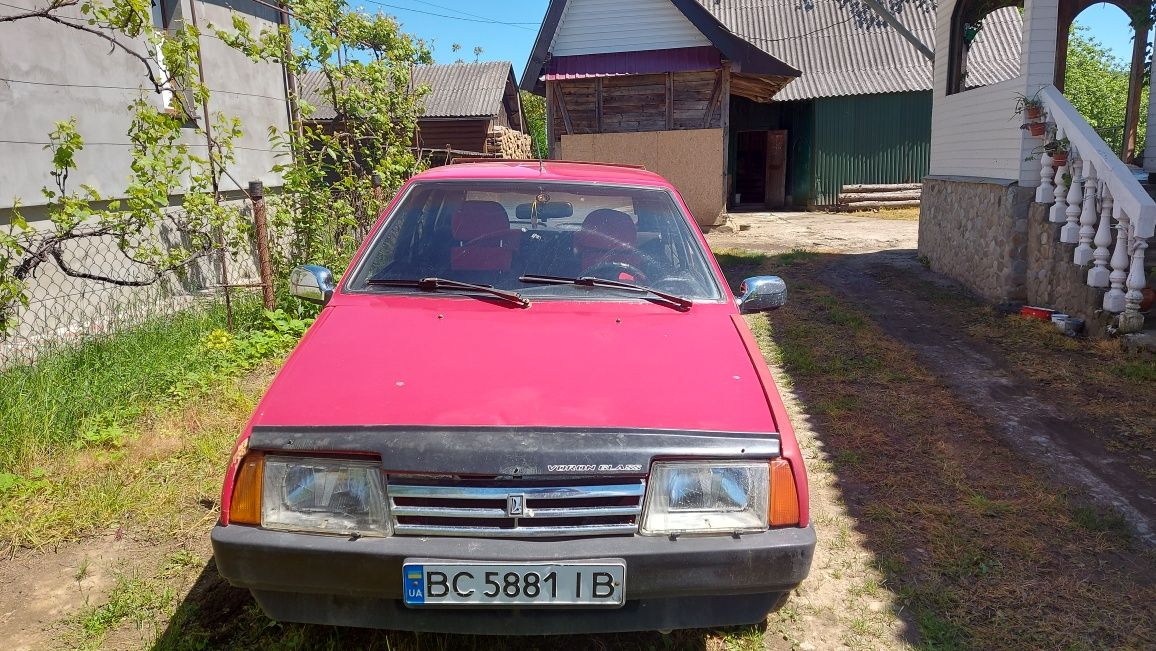 Продається дев'ятка