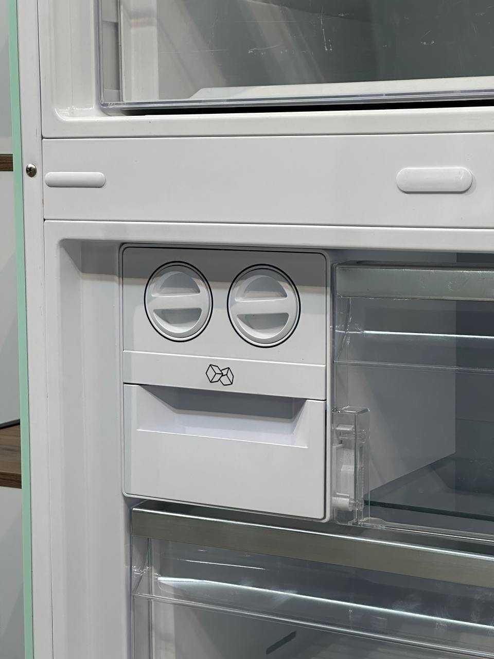 Без переплат КРУТИЙ Ретро холодильник м’ятного кольору SMEG FAB38RPG5