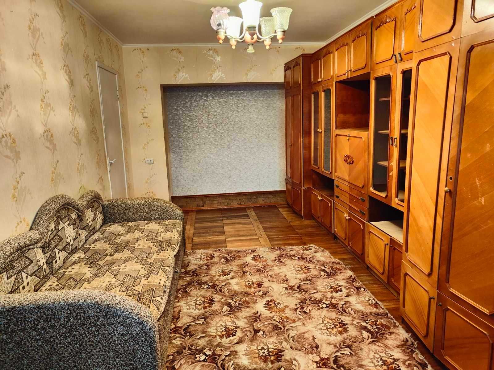 ПРОДАМ 1-но кімнатну квартиру по вул. Автозаводська