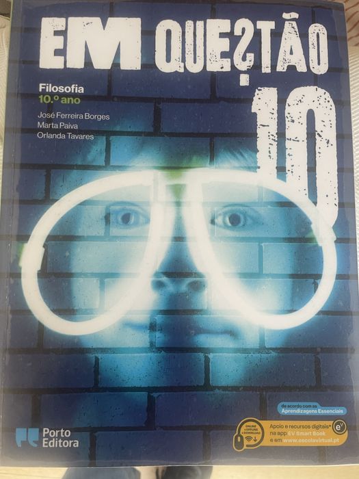 Livro de Filosofia do 10 ano Em questão