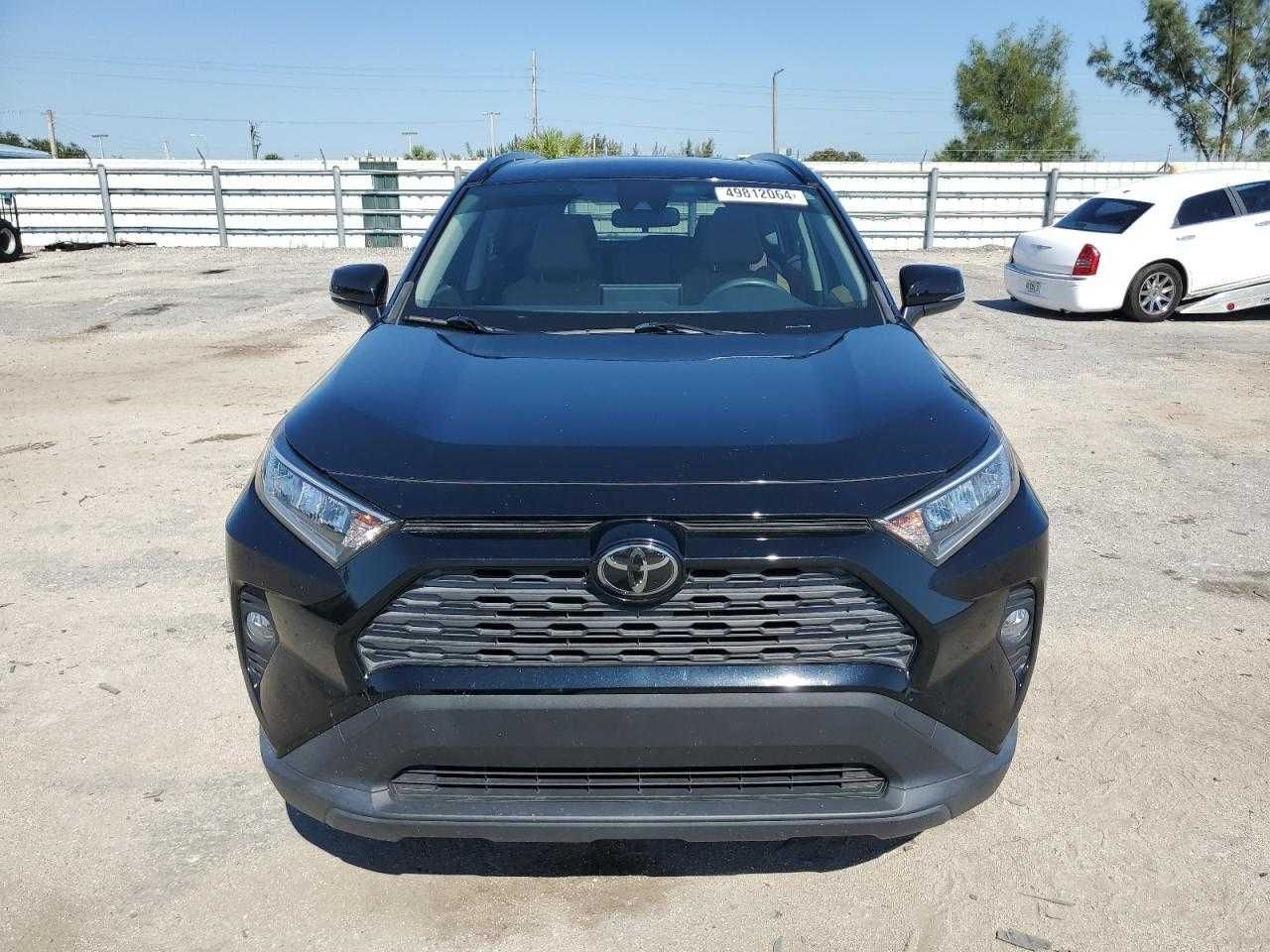 Toyota RAV4 XLE 2019 Hot price