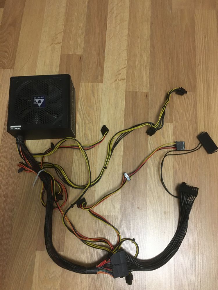Блок живлення Chieftec 750w