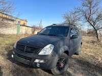 SsangYong Rexton 2.7 d автомат полный привод