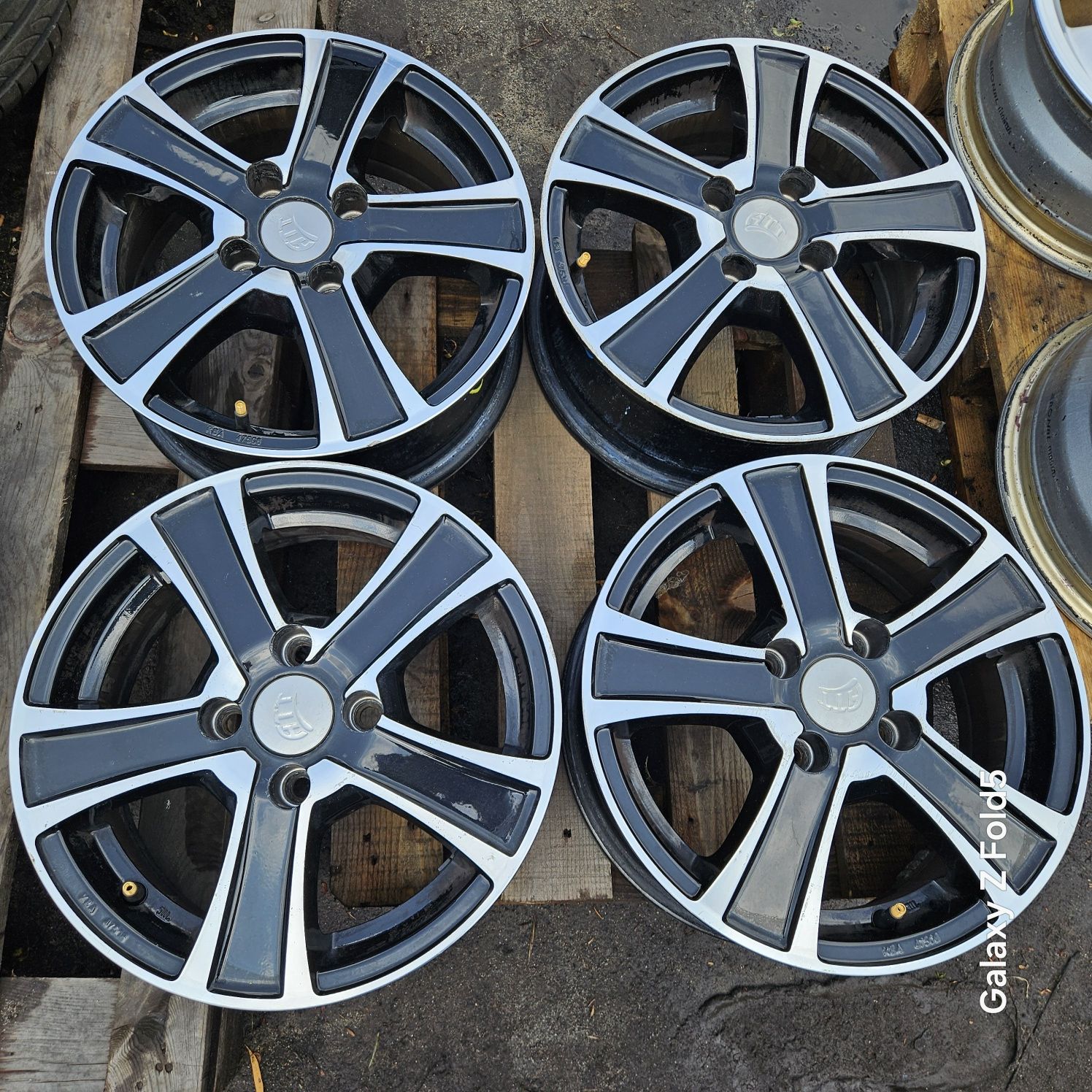 Alufelgi 14 Toyota Kia Hyundai Mazda Opel VW Seat Skoda 4x100 ET35