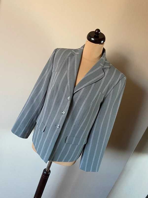 44 46 fashion concept szara marynarka paski zakiet xxxl +size