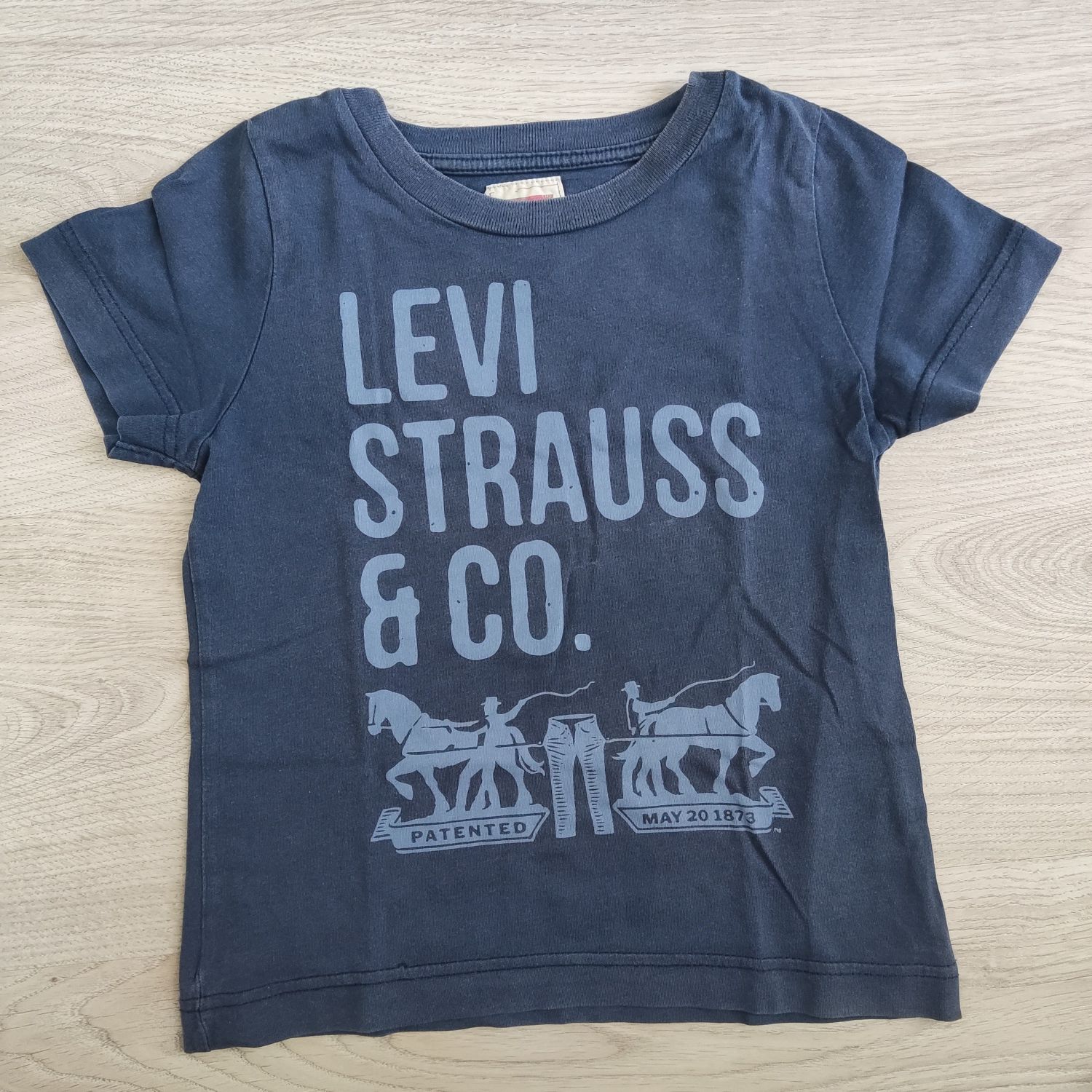 T-shirts LEVI'S - tamanho: 4
