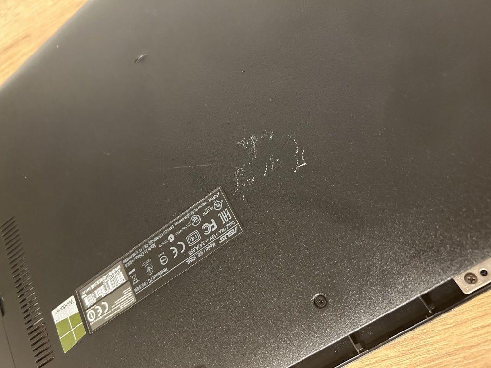 Laptop Asus X555LJ i3-4005U, 6GB RAM, 1TB HDD