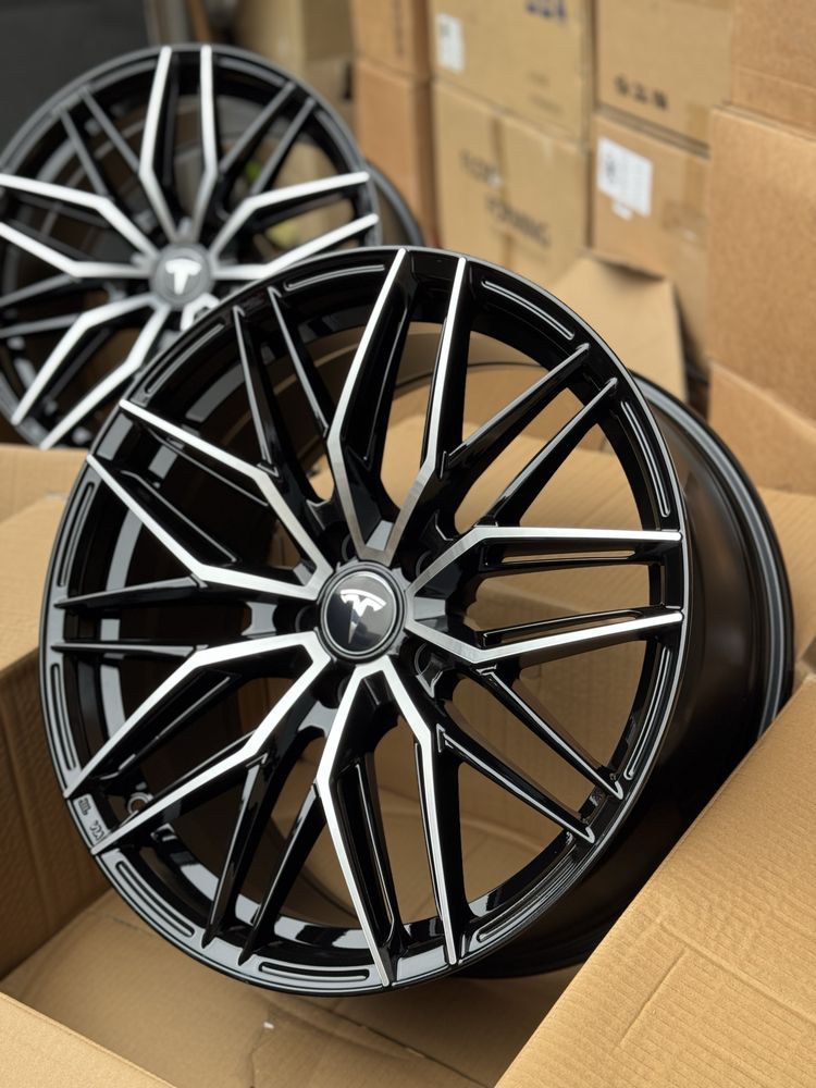Диски Нові TESLA R18/19/5/114.3 Model 3 Model Y . В Наявності .