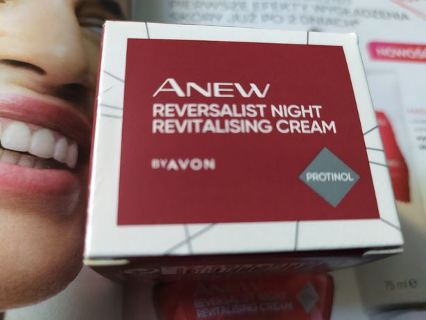 Avon Anew rewitalizujący mini  krem na noc z Protinolem