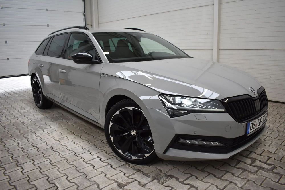 Skoda Superb Sportline, LIFT, Navi, Ori przebieg, Serwis, Zadbana, Alcantara, LED