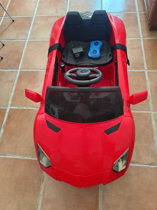Carro elétrico para criança