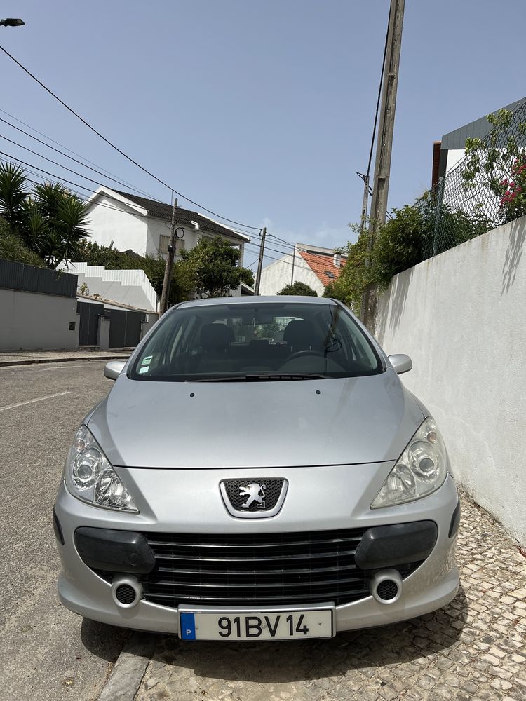Peugeot 307 Cinzento - 142 000 Km